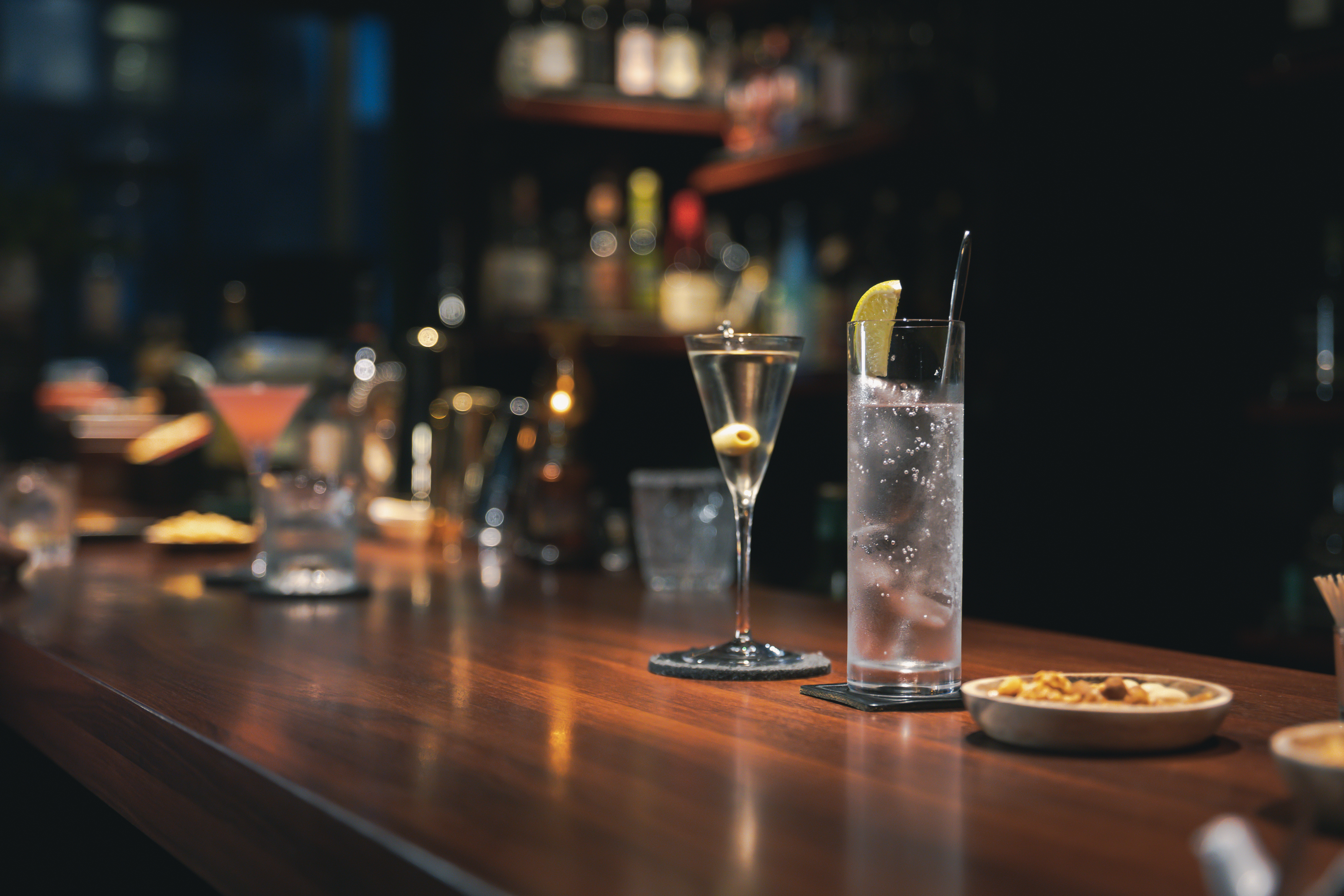 bar「de・トックス」でバーテンダー・バリスタ体験！！